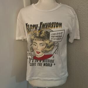 Zara Trafaluc Earth Invasion Short Sleeve Graphic Tee S NEW Sustainable Boho